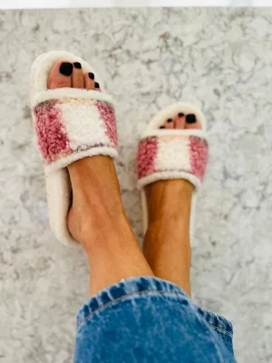 Aberdeen Pink Slide Slipper