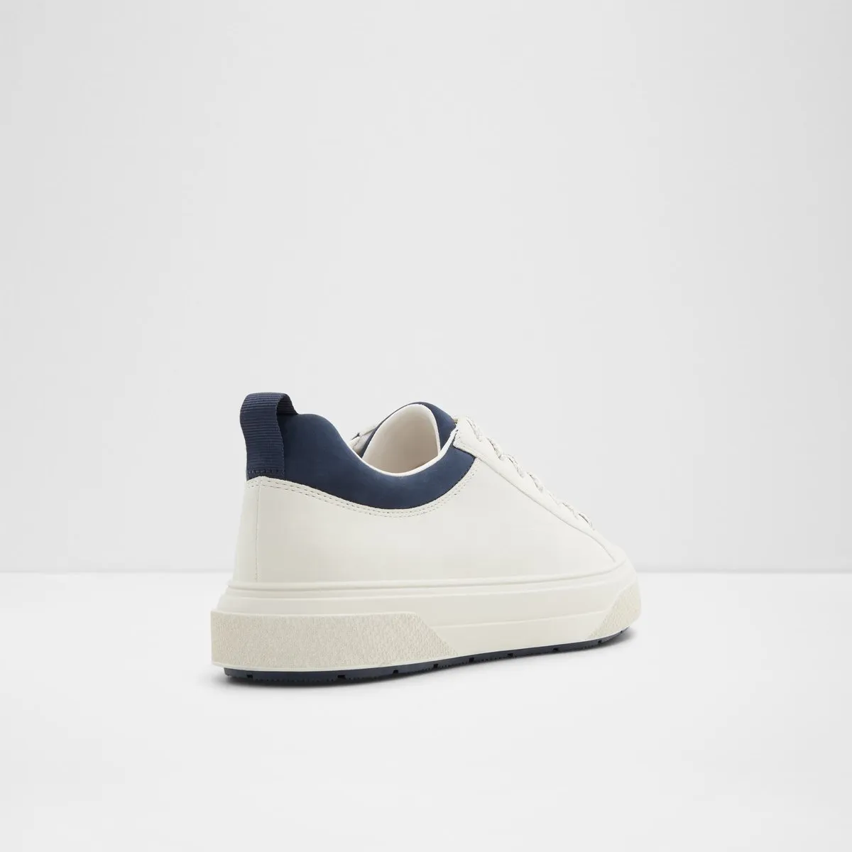 Bas Low-Top Sneakers