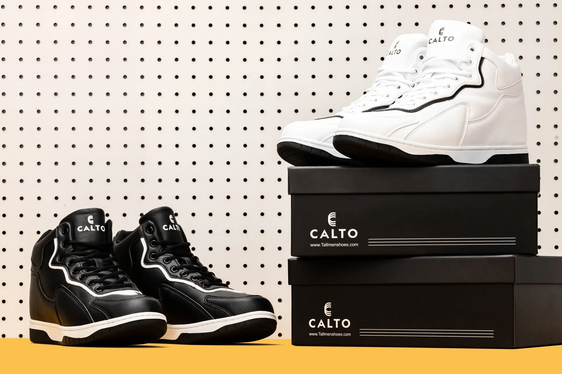CALTO - S3269 - 3.2 Inches Taller (White/Black) - Sneakers