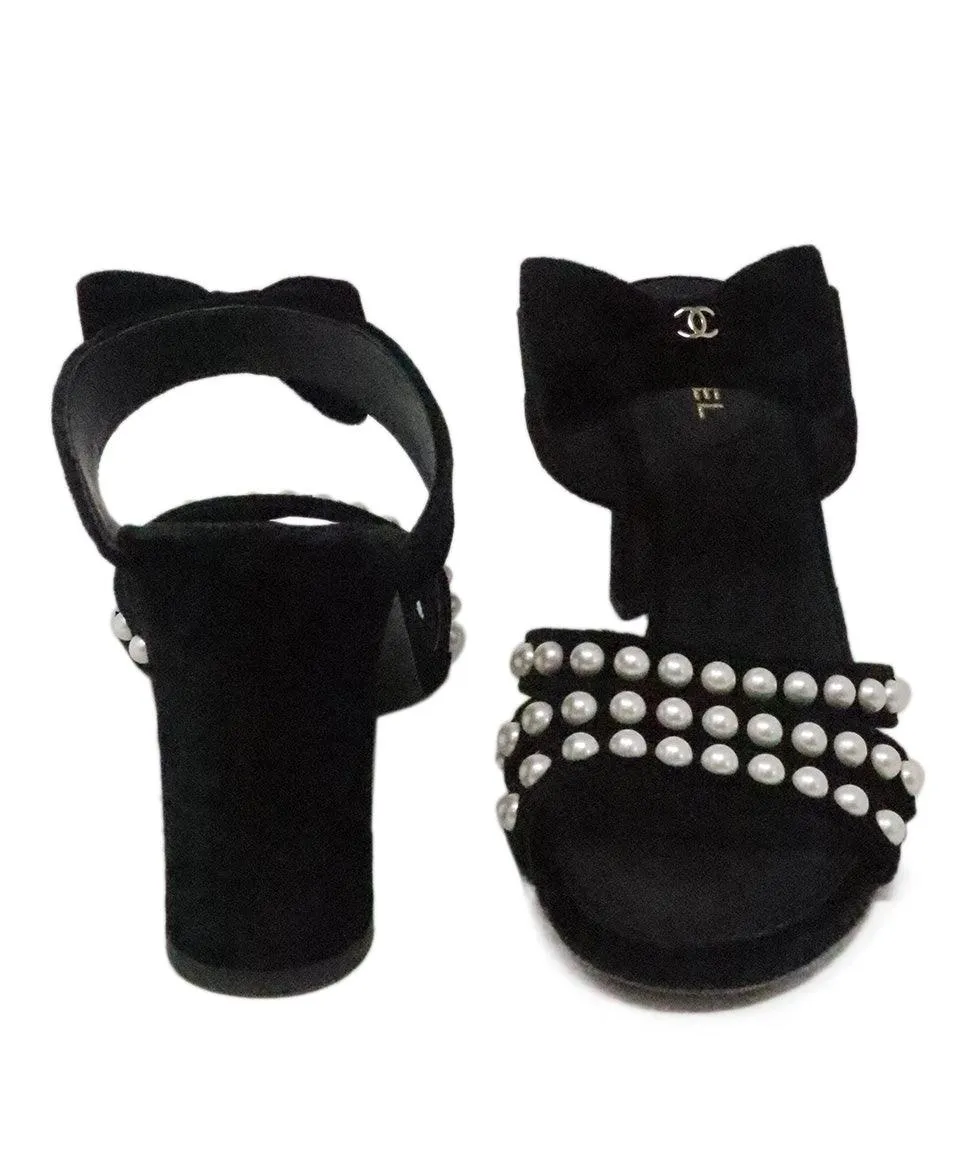 Chanel Black Velvet & Pearl Sandals sz 10