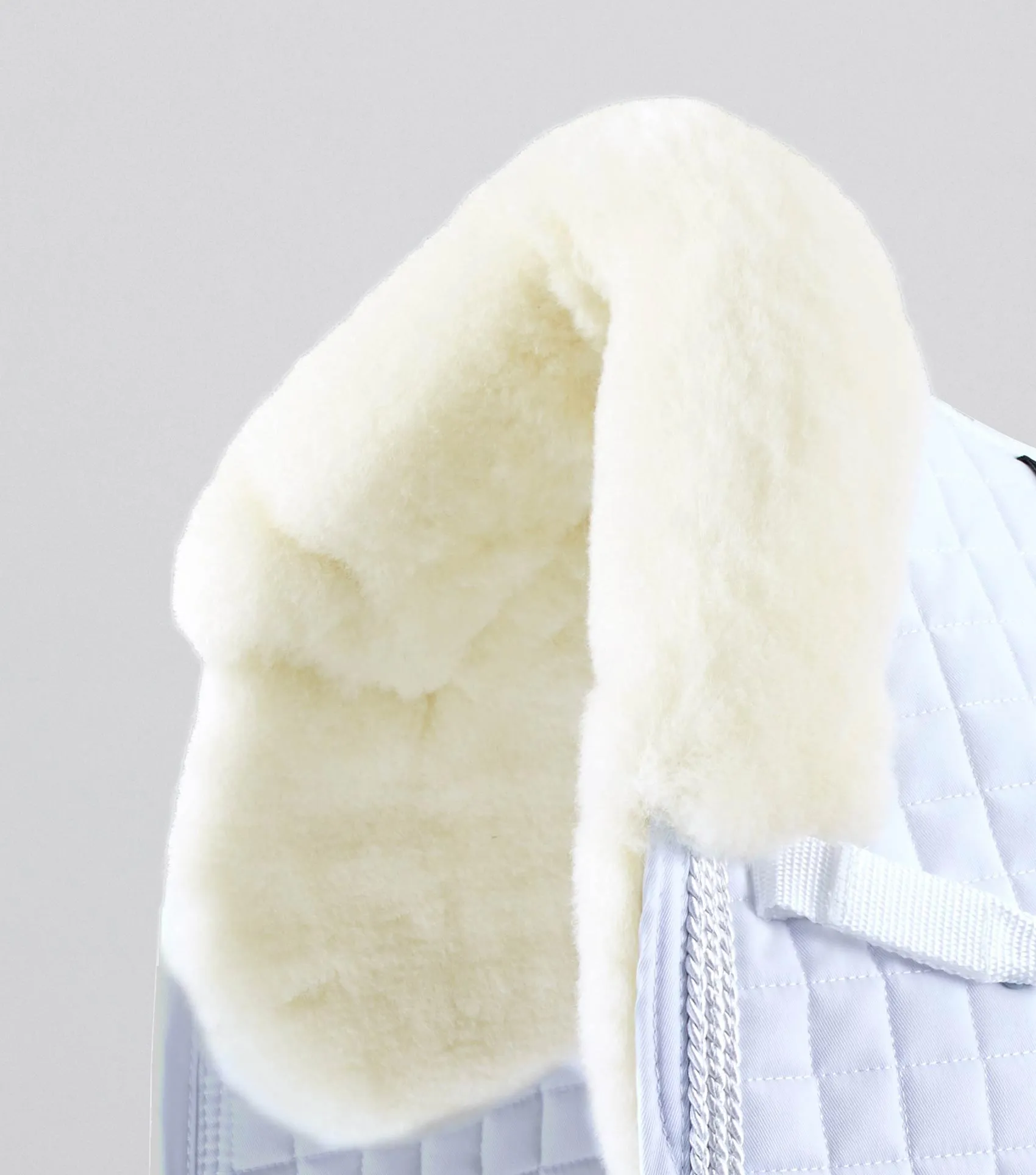 Close Contact Merino Wool European Saddle Pad - Dressage Square White/Natural Wool