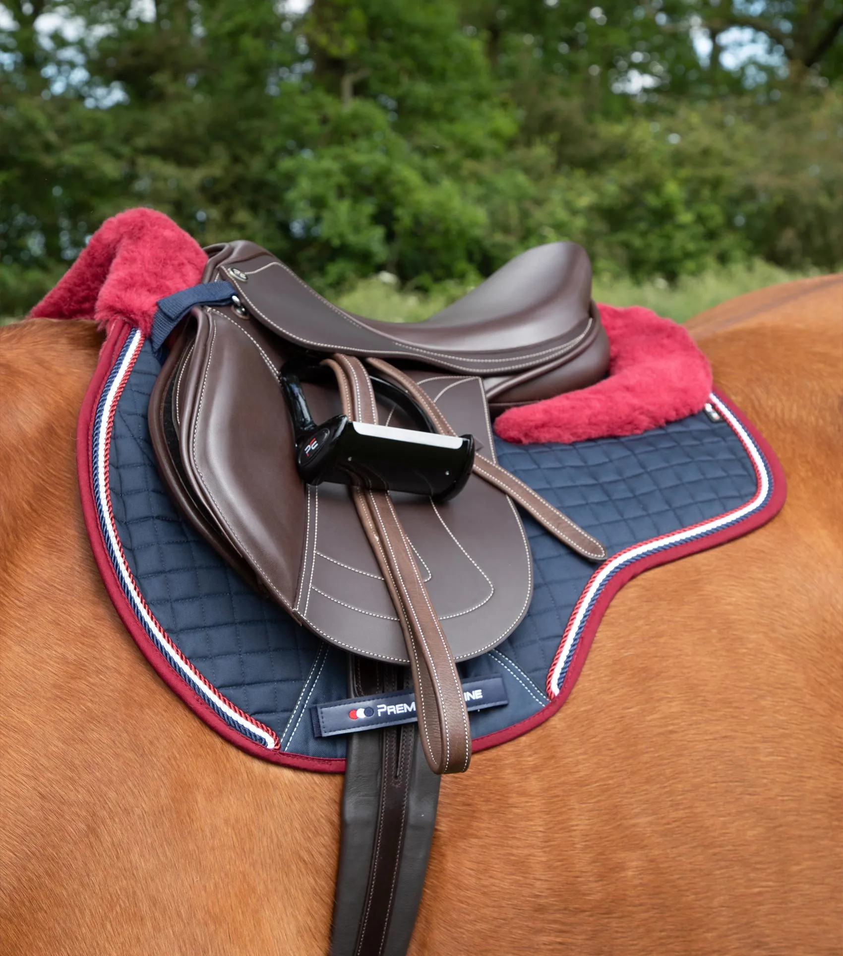 Close Contact Merino Wool European Saddle Pad - GP/Jump Square Navy/Burgundy Wool