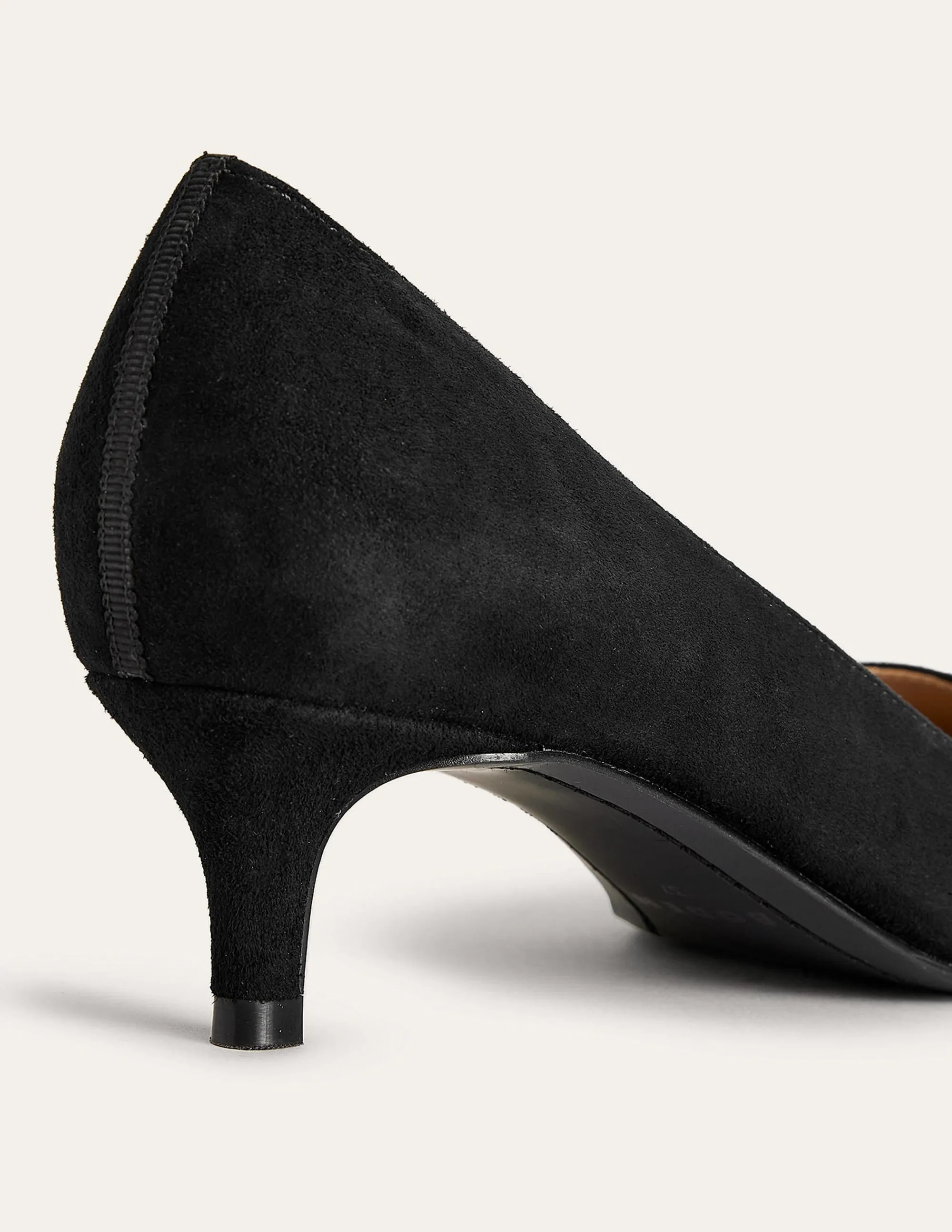 Lara Low-Heeled Court Shoes-Black
