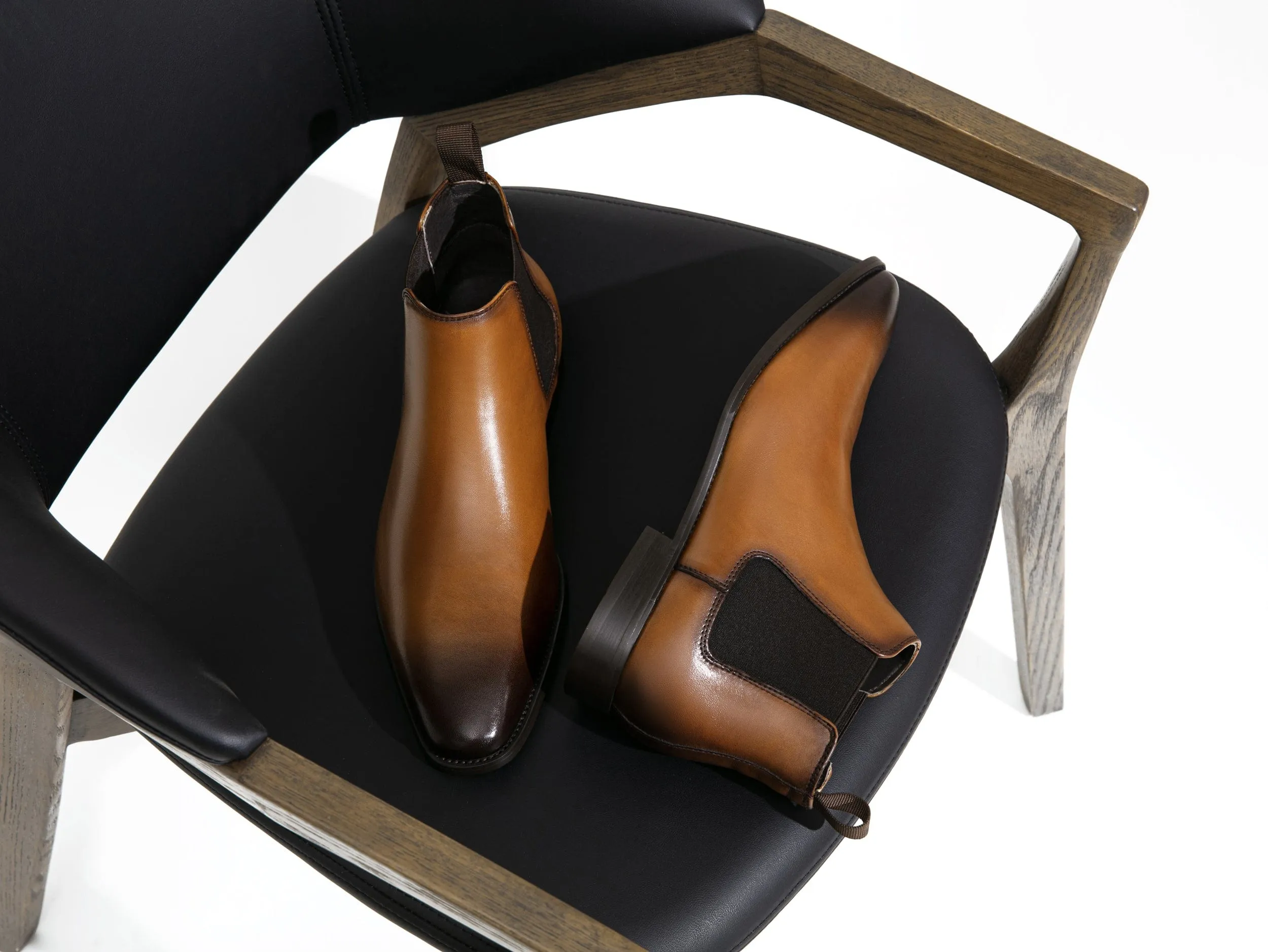 Men's Polished Leather Chelsea Dress Boot | JOUSEN