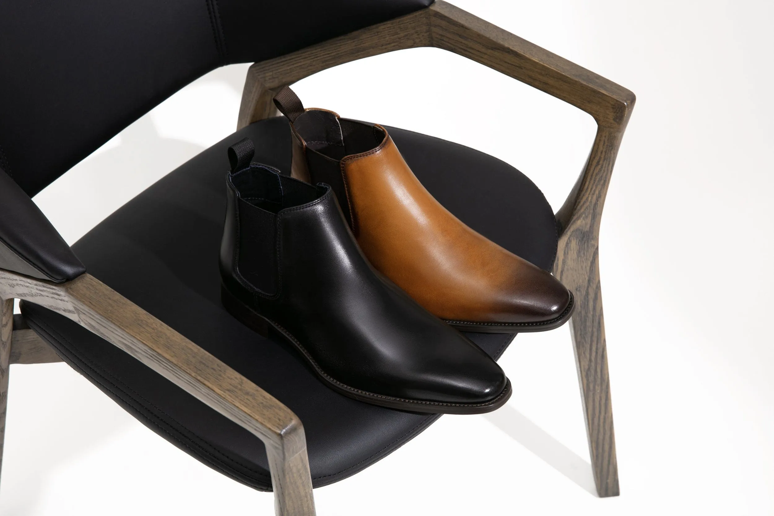 Men's Polished Leather Chelsea Dress Boot | JOUSEN