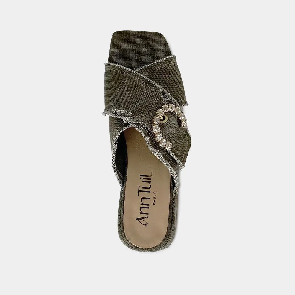 MULES ANN TUIL MAJESTIC