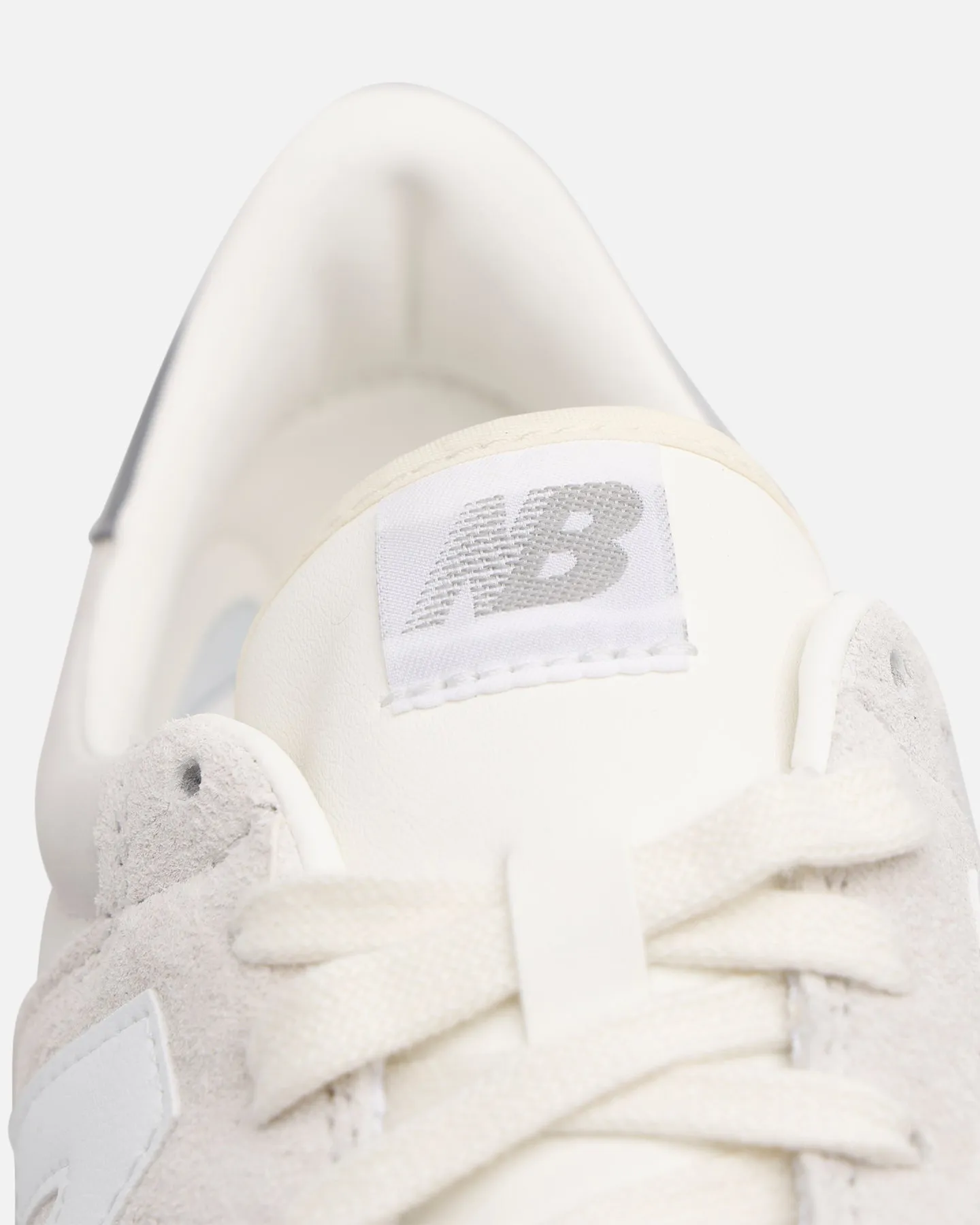 New Balance T500 Light Grey