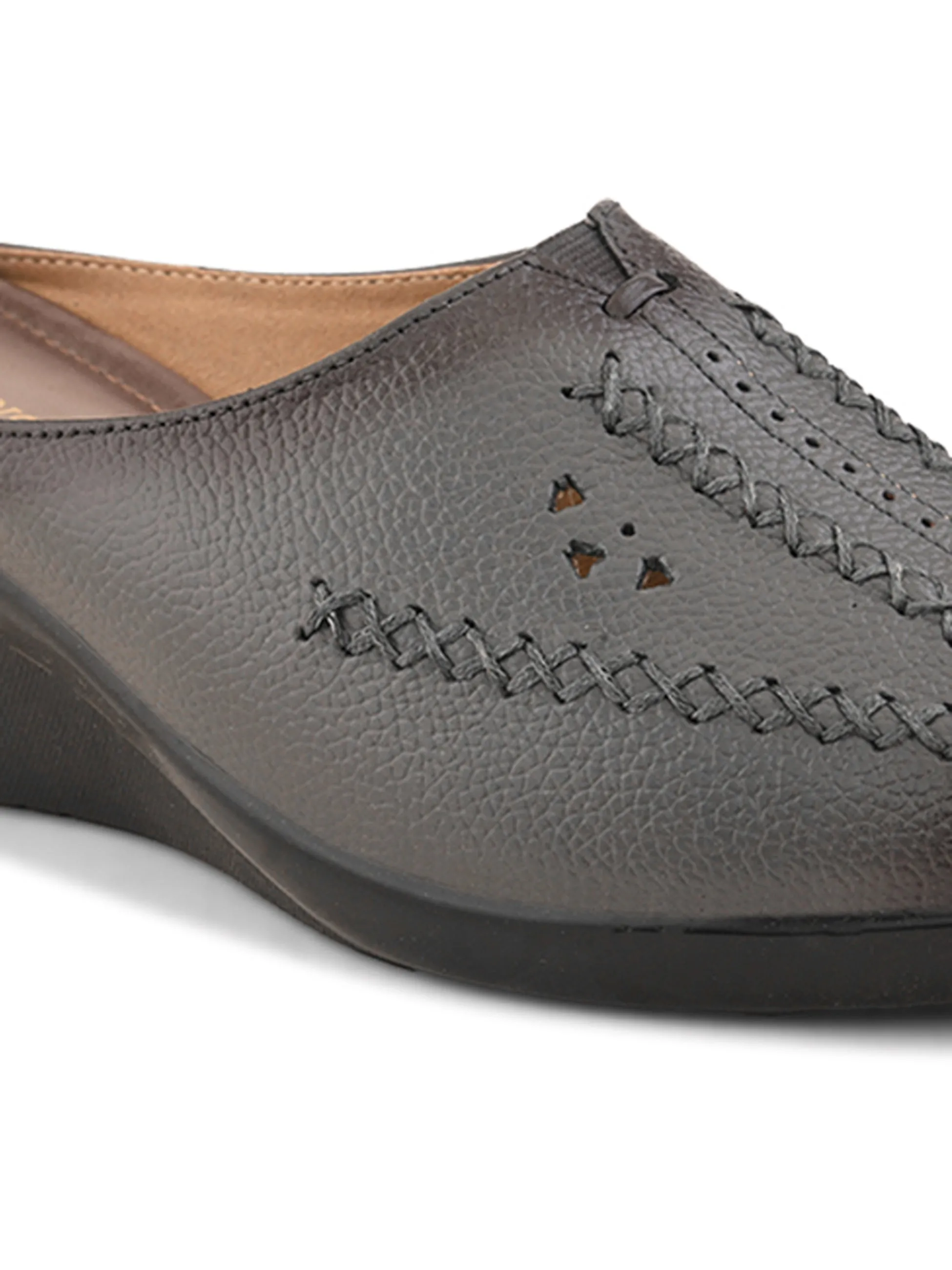 Pelle Albero Female's Grey Leather Wedge Heel Mules