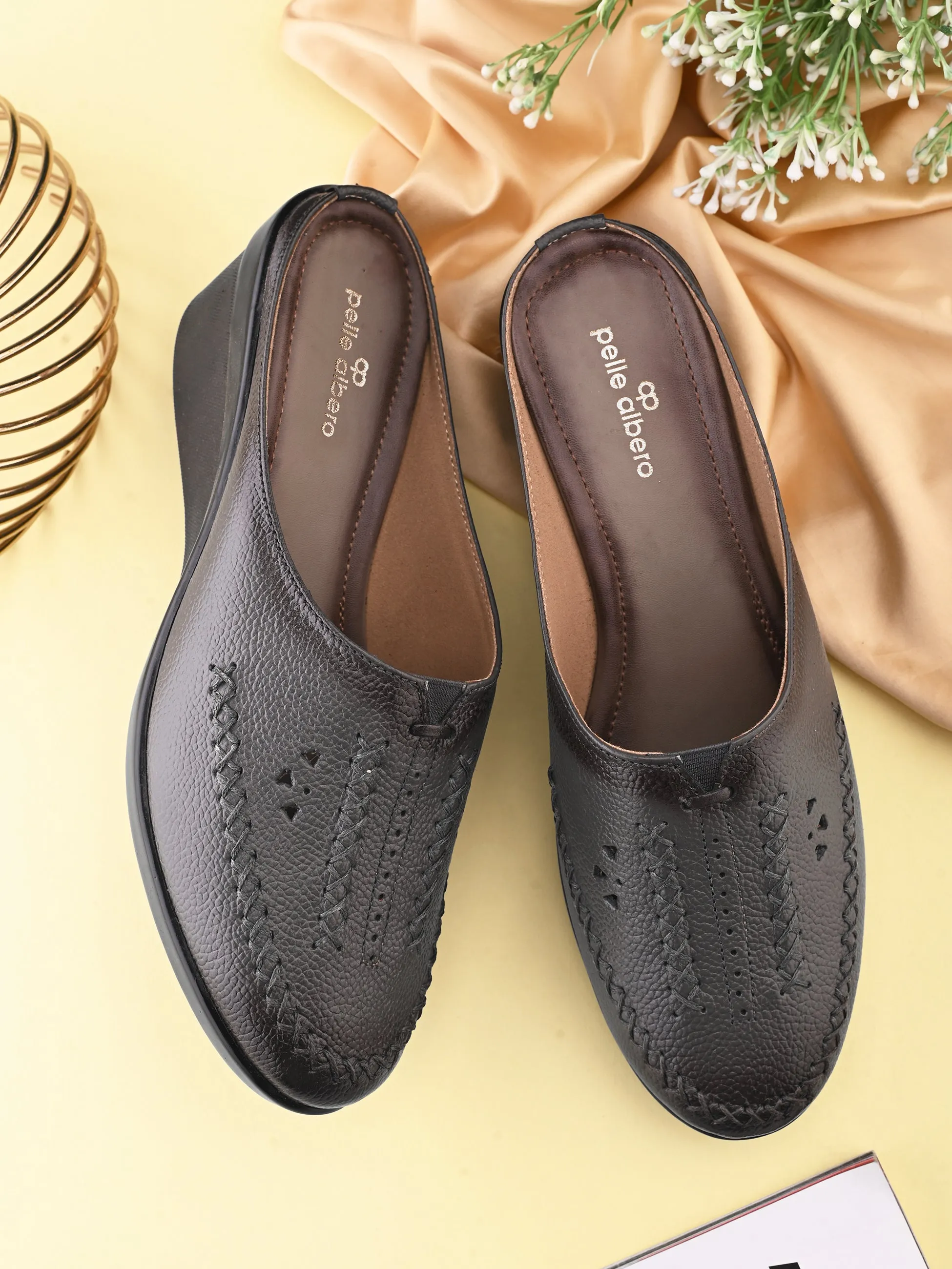 Pelle Albero Female's Grey Leather Wedge Heel Mules
