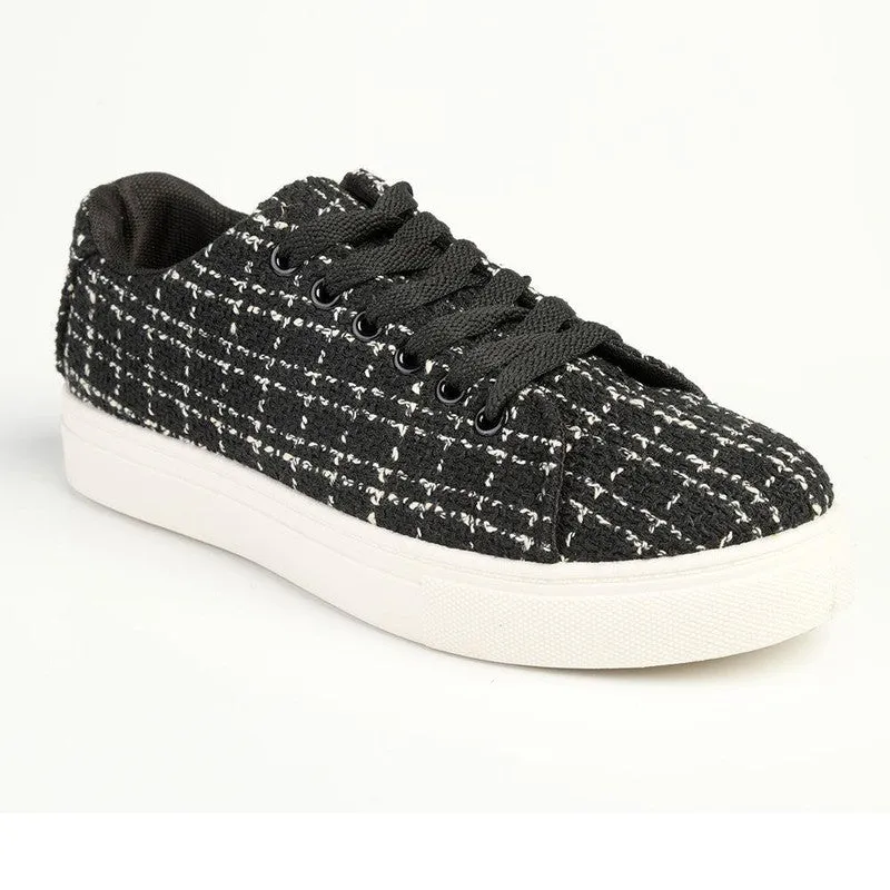 Tom Tom Fabric Lace Up Sneaker - Black