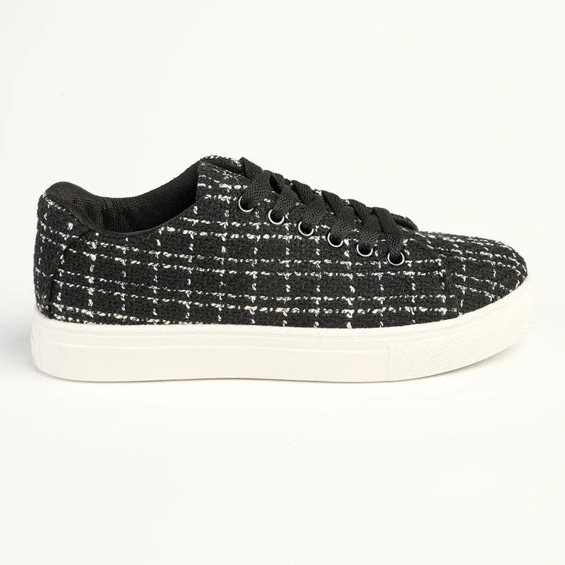 Tom Tom Fabric Lace Up Sneaker - Black