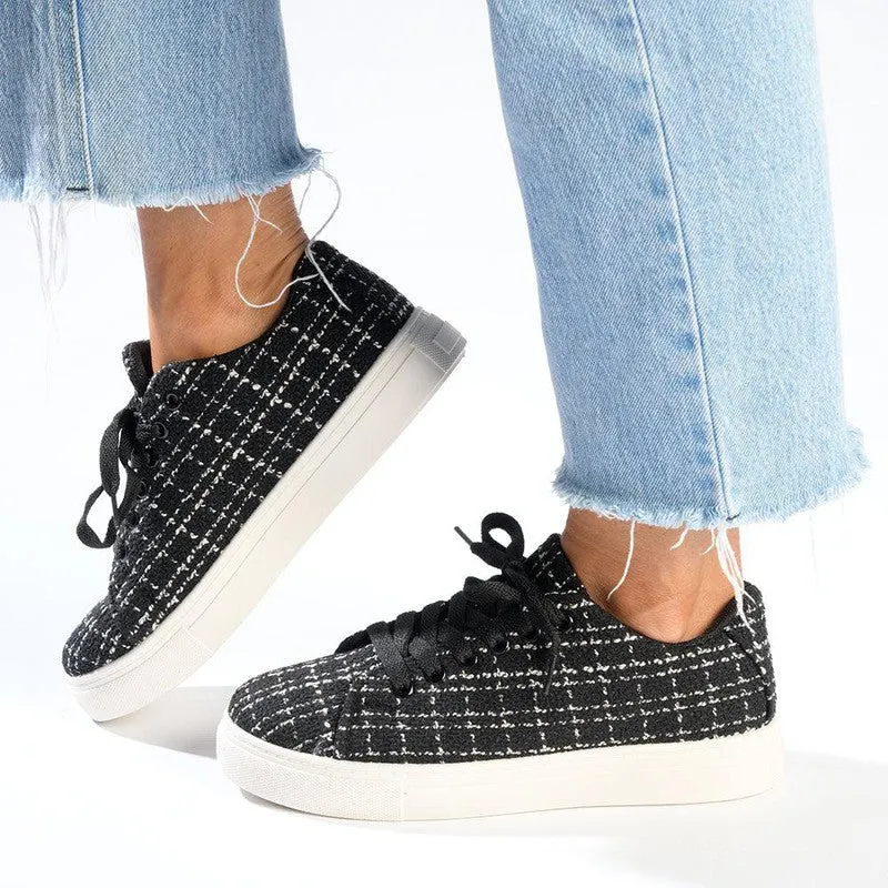 Tom Tom Fabric Lace Up Sneaker - Black